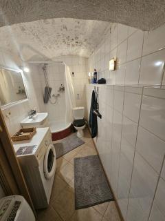 Stylish modern accommodation - 5