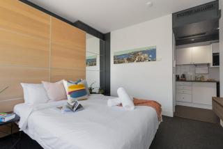 MACL713/28P - Harbourview Studio - Sydney - 3