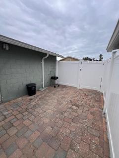 Private Studio Suite with Independent Entrance & Parking - 4