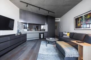 Stanley Noir - Industrial Escape near Dining & Bars - 6