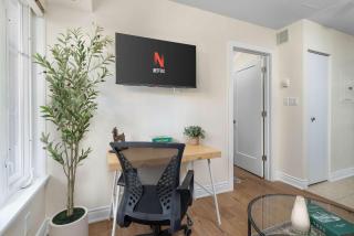 Liberty Village Home 5 mins to Lakeshore! - 8