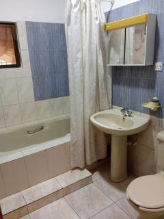 Royalty Lodge and Events - 8