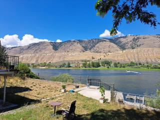 Private Bedroom at Riverfront House - 7