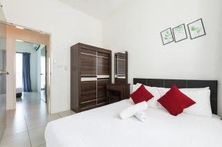 Meritus Suites - 8pax - 2