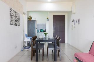 Meritus Suites - 8pax - 4