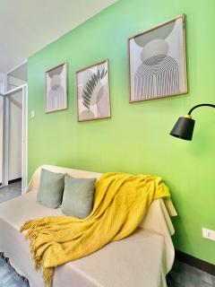 A Cozy Modern 2-BR Unit Aesthetic Relaxing Vibe - 4