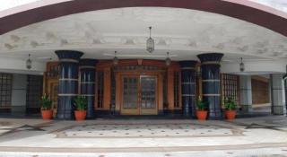 The Rizqun International Hotel - 9