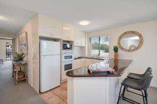 Seacrest Unit 2 Moffat Beach QLD - 8