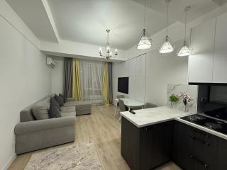 2-room Umetaliev str - 3