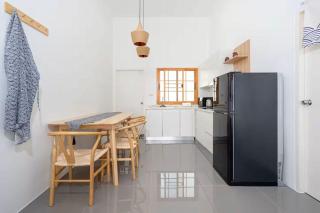 Sunrise Garden A044 Villa 2 Bedrooms near Airport - 4