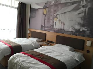 Thank Inn Hotel Hubei Huanggang Hong'an County Hong'an No.1 Middle School - 7