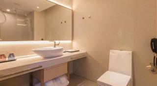 Lavande Hotels Wuhan Guanggu Yangjiawan Metro Station - 5