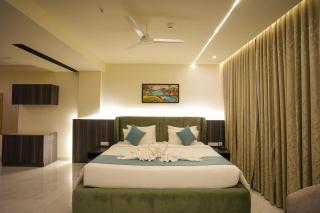 Town Square Suites - Hyderabad - 4