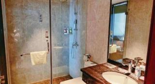 Borrman Hotel Yunfu Xinxing County Bus Station - 5