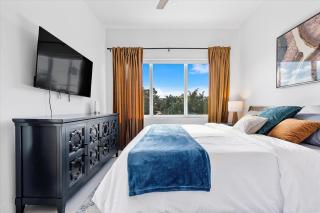 Miami Luxury 4BR Oasis with Private Pool, Outdoor Kitchen & Patio - 9