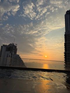 2 BEDrooms with coffee machine,gym,rooftop pool - 8