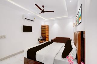 Hotel O DTU New Delhi Formerly V Town - 9