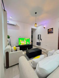 La Vida Royale Apartment - 9