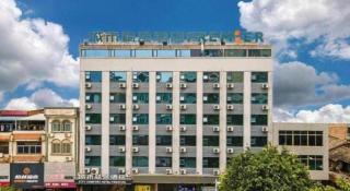 City Comfort Premier Hotel Qinzhou Lingshan Traditional Chinese Medicine Hospital Gymnasium - 7