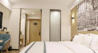 City Comfort Inn Wuhan Jianghan Road Xunlimen Metro Station - 2