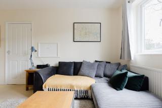 Peaceful 2BDR Flat in Serene Clapham Cul de Sac - 3