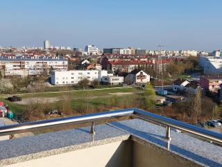 Lanterna Apartman -self check in free parking - 8