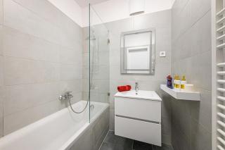 Elite Residence Suite -Chic Serenity with AC in a Free Park zone - 7