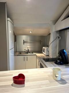 Maisonnette chaleureuse, paisible & proche tram - 2