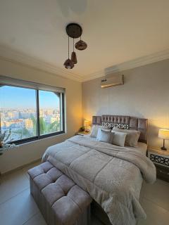 Home away from home with a Beautiful Balcony View 3 bedrooms 2 bathrooms - 6