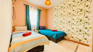 Modern House with Pool - 5