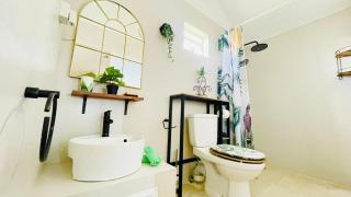 Modern House with Pool - 3