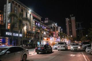 GreenTree Inn Guangzhou Panyu Bus Station Business Hotel - 1