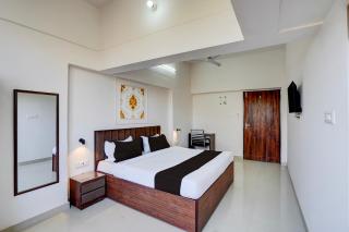 Collection O Prayag Railway Junction - 9