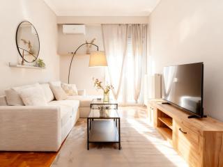 Spacious 2BR Apartment with Balcony - 0