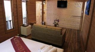 Loghome Boutique - 9