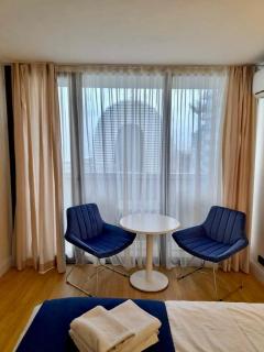 Orbi And Orbi City Apartment - Batumi - 6