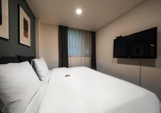 Myeongdong Chungmuro Youngin Hotel - 8