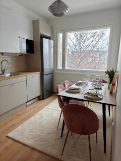 Modern and beautiful two-bedroom apartment, WiFi and parking - 7