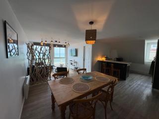 Les Pieds Dans l'Eau! - 7