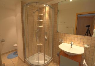 Orion 208 au centre a Anzere avec vue sur les Alpes - 1