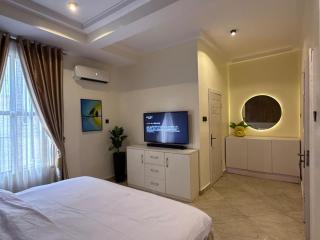 Luxury 4BD 24 hr power free wifi duplex Lekki - 7