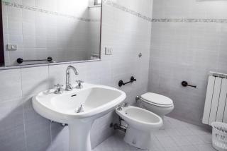 N202 - Numana, ampio bilocale con portico - 4