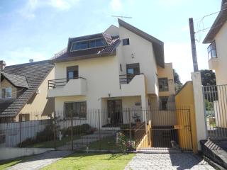 Hospedagem Three Little Birds - Curitiba - 8