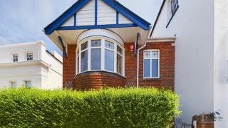 Room with a View at Anchor Down Cottage - 1