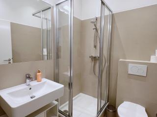 New renovated Parkside Studio at Stadhalle - 6