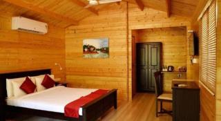 Majestic Beach Comforts - Beachfront - 9