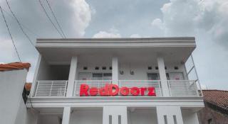 RedDoorz Syariah near RSUD Bogor - 4