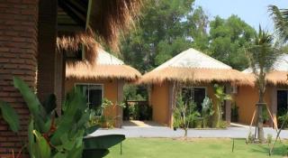 The Park Drive-Thru Check-In Resort - 8