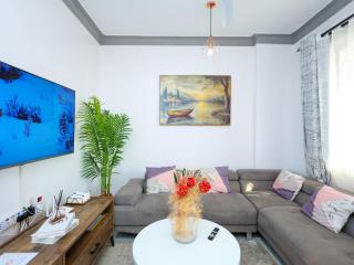 Cosy 1 Bedroom in CBD Mombasa with City View - 3