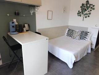 CADUCÉE Studio climatisé balcon ensoleillé parking proche Montpellier - 8